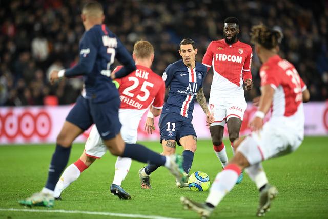 门将连续零封，稳定球队防线