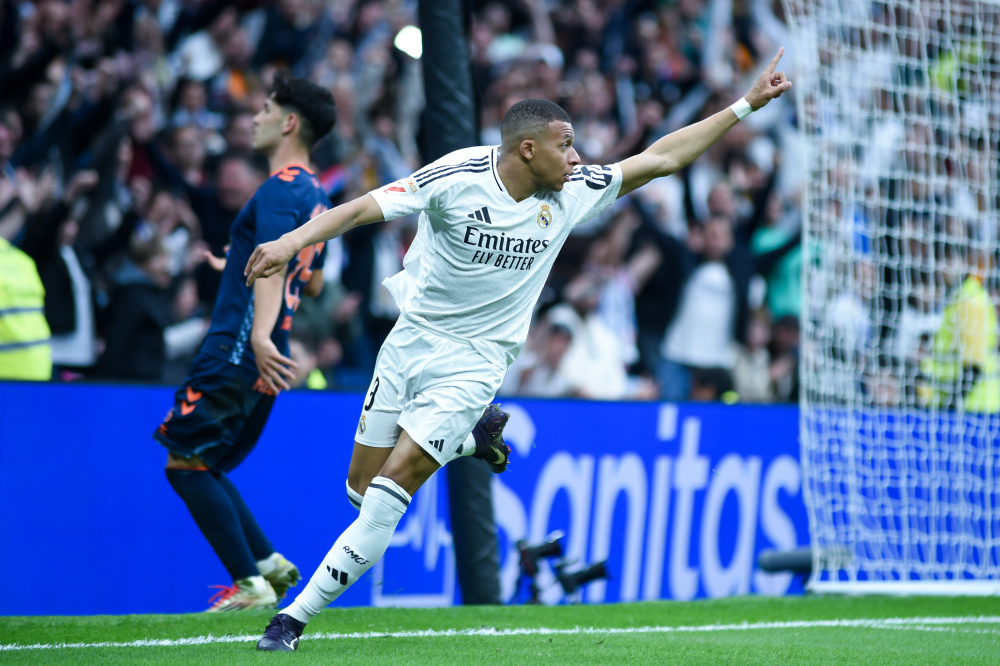 8-7绝杀！韩国一姐缺席竟赢球，孙颖莎老乡横扫法国华裔！中国制造成最大黑马！