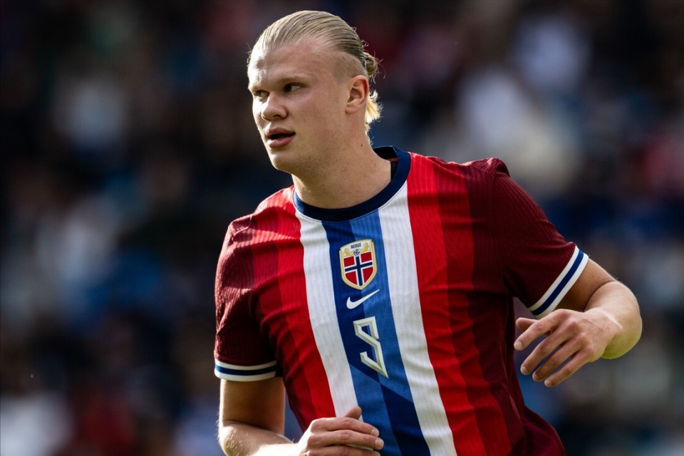 马斯切拉诺：裁判有一个叫VAR的工具，我不明白为啥他们不用