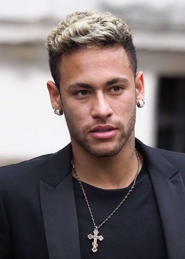 现代快报：“苏超”决赛带动南京26.2亿元消费