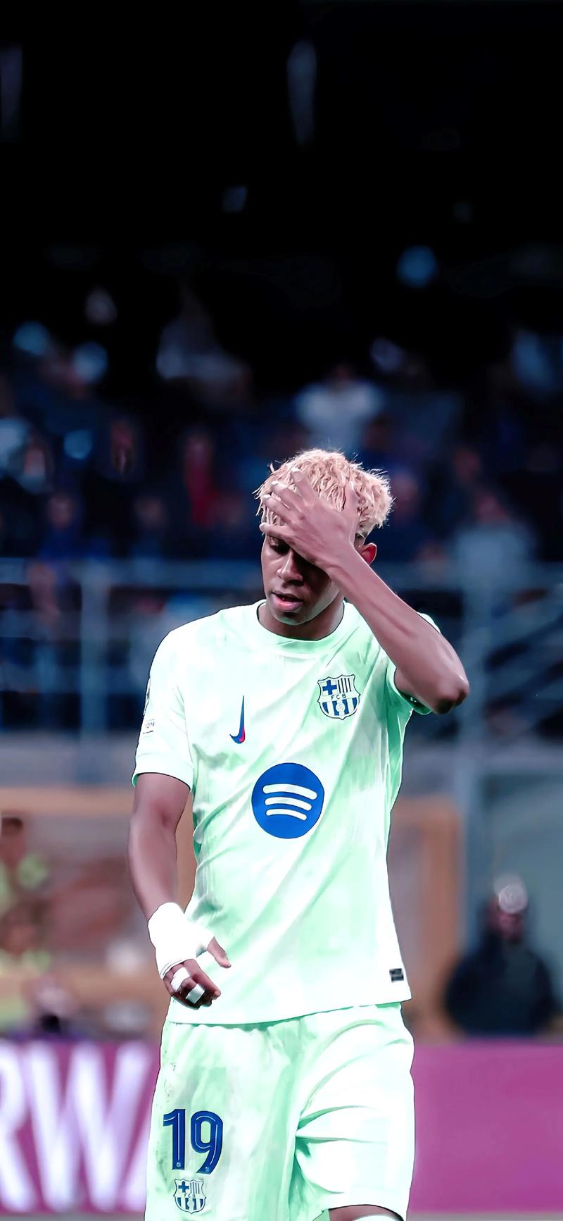 斯洛特：外界的议论影响了萨拉赫的情绪，每个人都会犯错